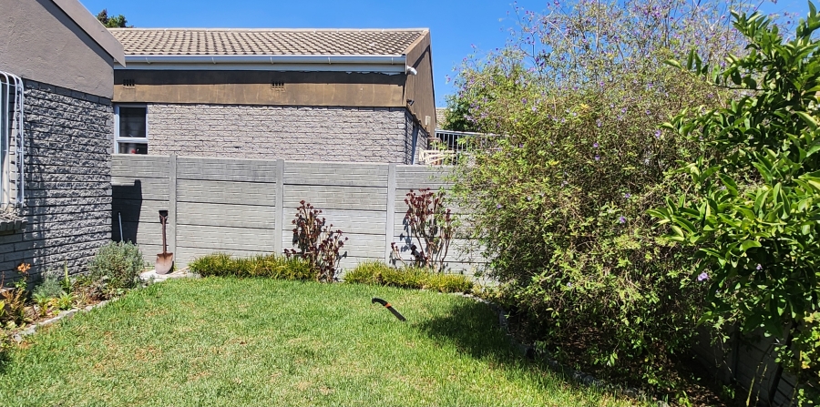 2 Bedroom Property for Sale in Bonnie Brae Western Cape